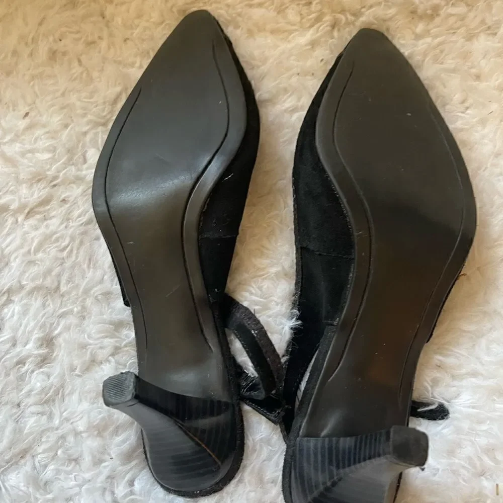 Merona Leather Suede Black with fabric bow and trim sling back3”heels shoes SZ10